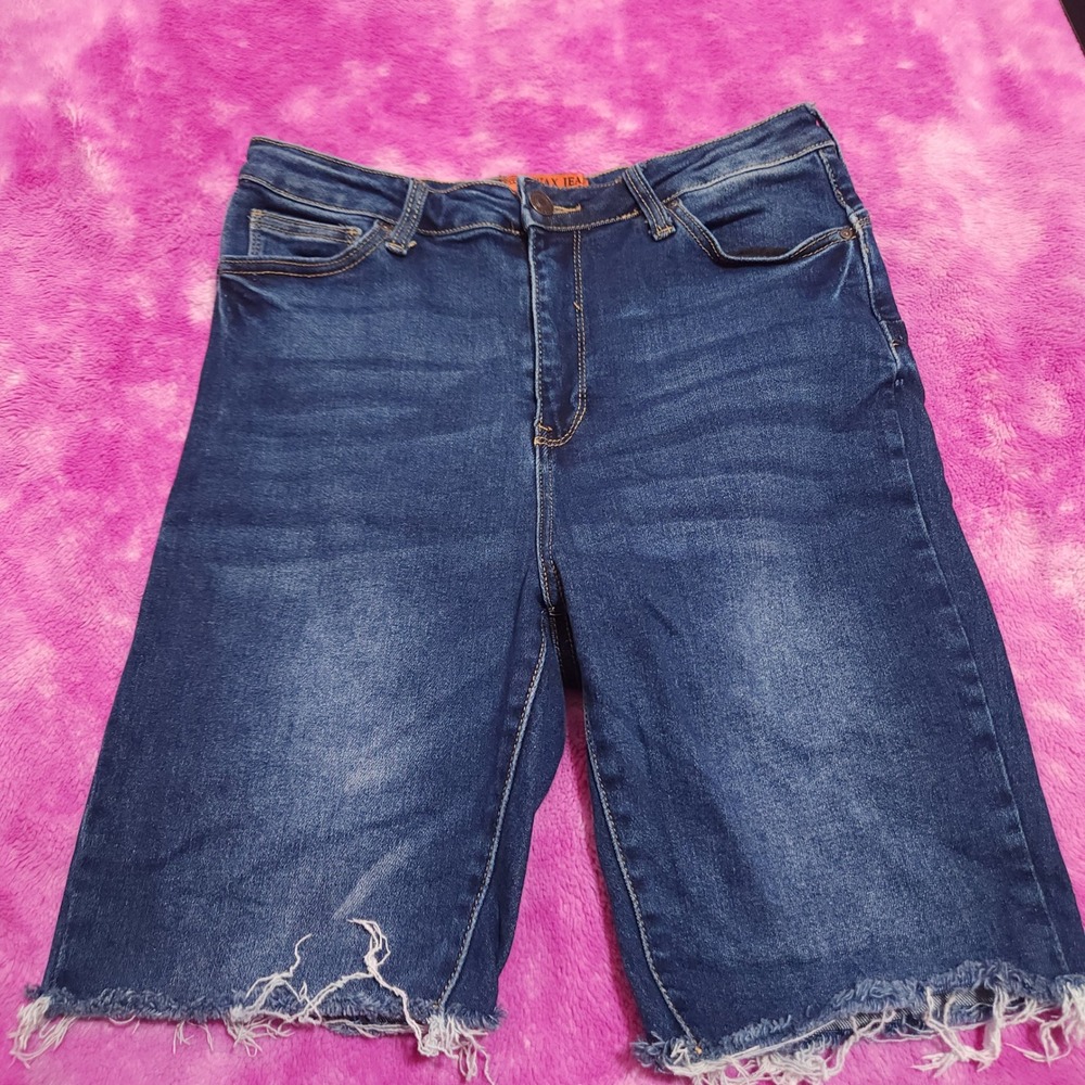 Wax Jean, Butt I Love You - Jr Size 13/31 Dark Wash Denim Bermuda Shorts Raw Hem